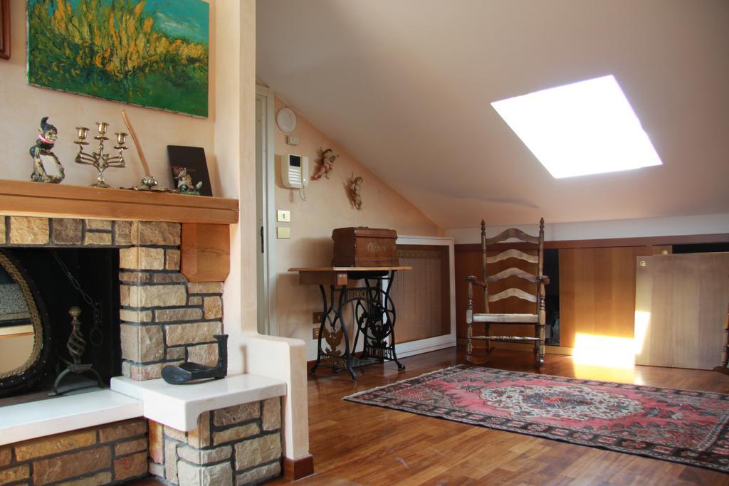 The Incantation Guest House Montesilvano Marina Habitación foto